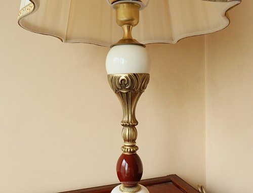 Настольная лампа С 317