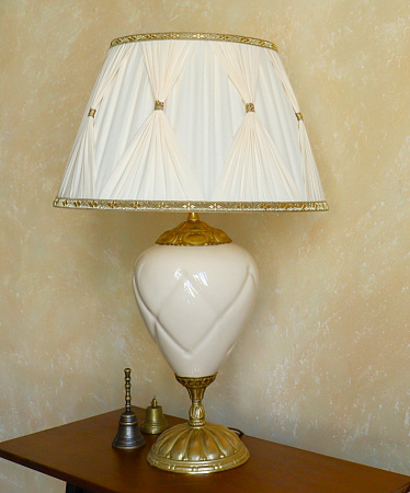 Настольная лампа   2539  Керамика из Италии в наличии и на заказ в Москве - spaziodecor.ru