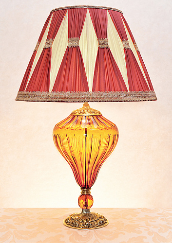 Настольная лампа С 393