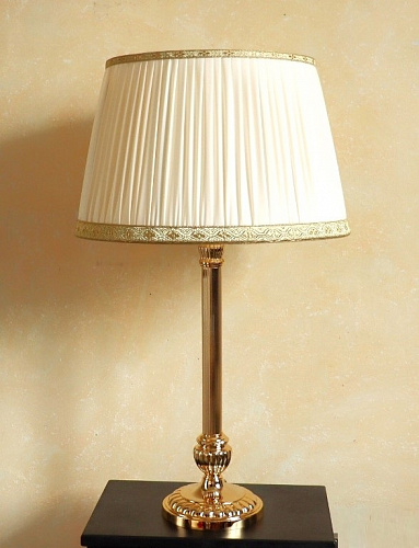 Настольная лампа С 489