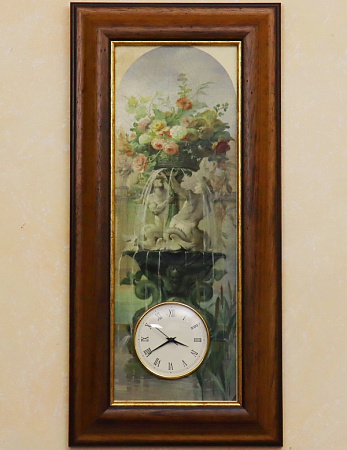 Часы на картине 6178 N Centro Arte  из Италии в наличии и на заказ в Москве - spaziodecor.ru