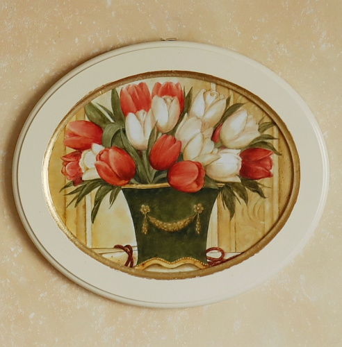 Картина 4975B с тюльпанами в белой овальной раме