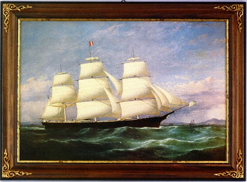 Картина 4143 А для кабинета или прихожей. Корабль в море. Картина в деревянной раме над диваном.